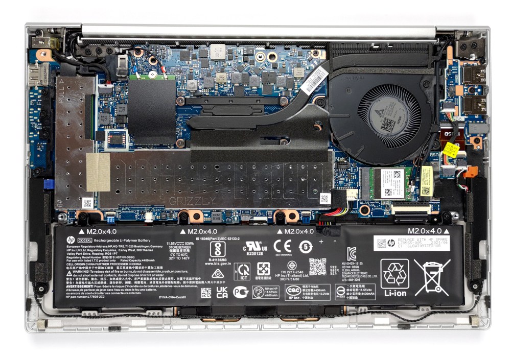 Inside HP ProBook 635 Aero G8