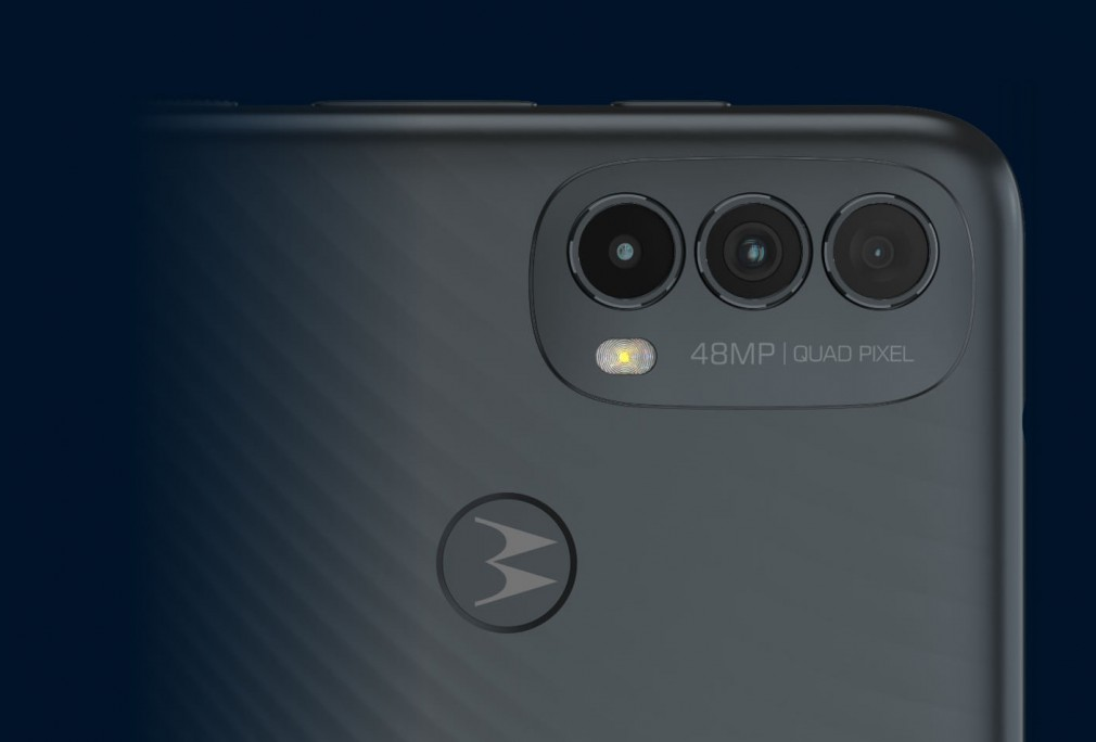 Moto E30