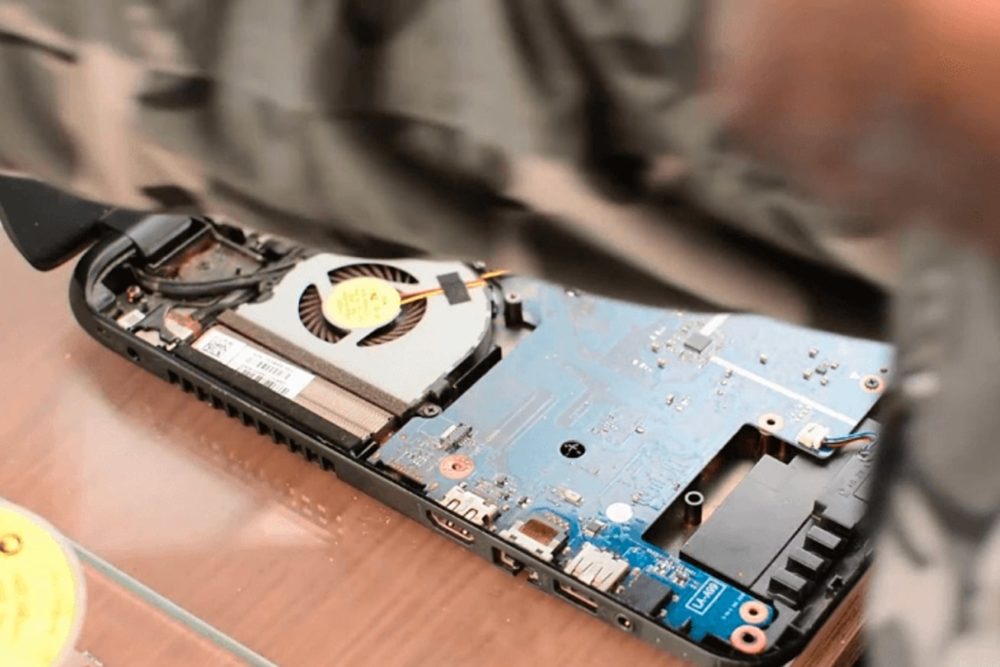 How to Turn on Hp Laptop Without the Power Button?