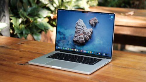 Which MacBook Models Have 120Hz Displays?