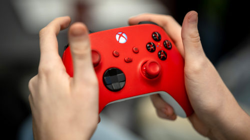 5 Creative Uses For An Xbox Controller