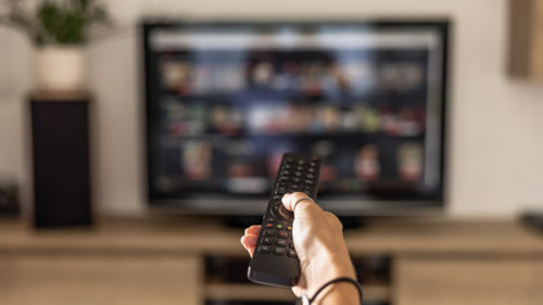 The Pros And Cons Of Buying A Cheap TV