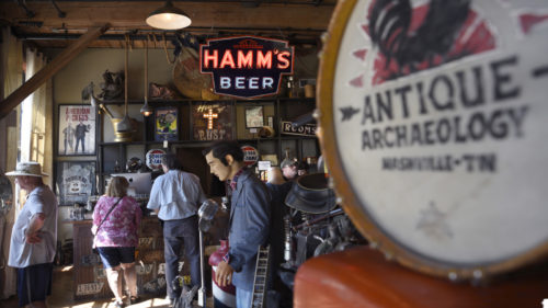 Where Does American Pickers Sell Its Picked Finds To The Public?
