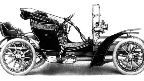 What Was The First Car With A V8 Engine?