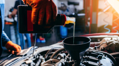 What Does ‘E’ Stand For In Engine Oil?