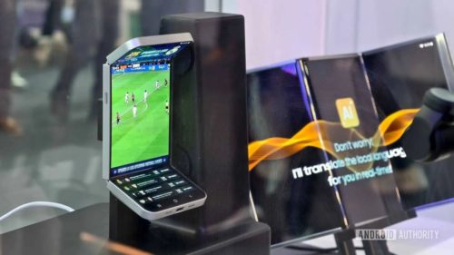 Samsung Asymmetric Flip concept phone debut, small folded double hinge innovative play