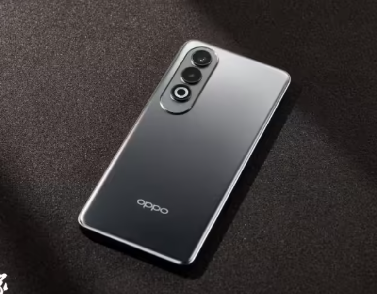 OPPO K13 series new machine appearance exposure, camera module greatly changed