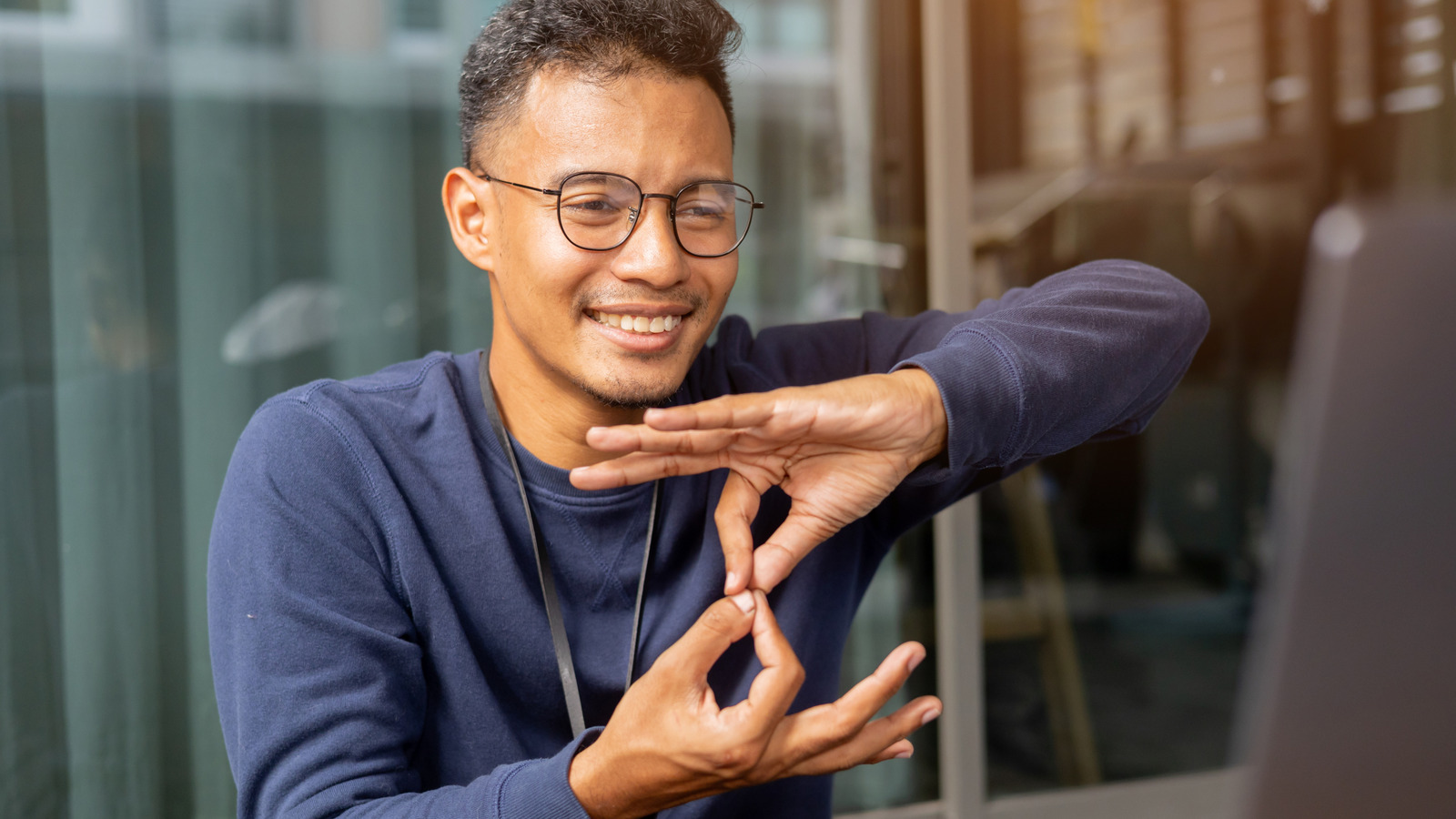6 Duolingo App Alternatives For Learning ASL
