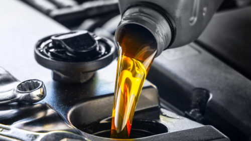 Can An Oil Change Affect Your MPG? Here’s What You Need To Know