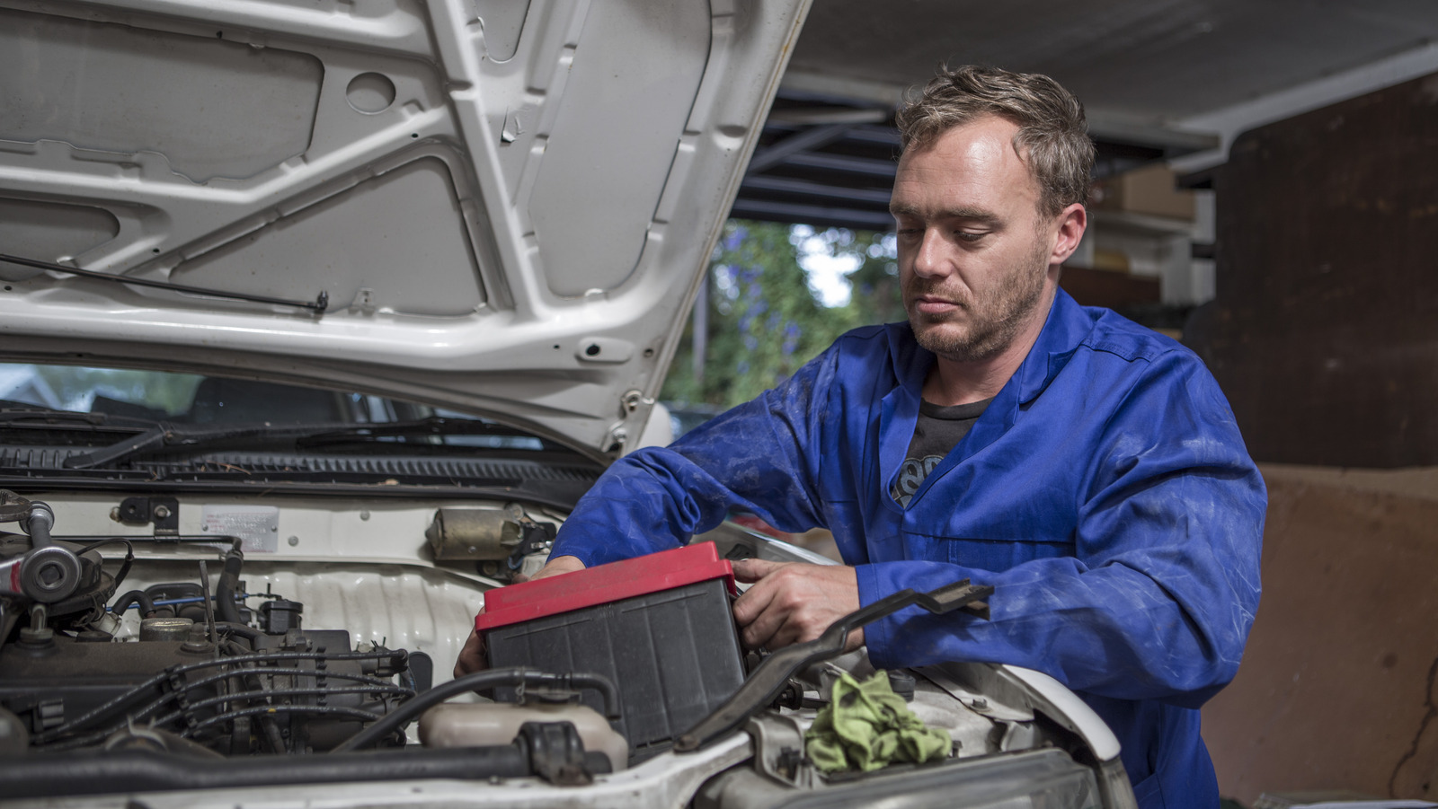 Is It Safe To Buy A Used Battery For Your Car?