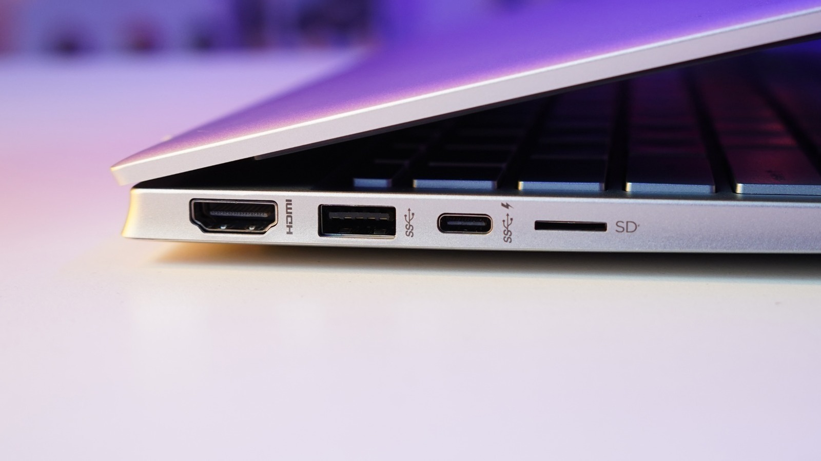 How Much Power Can A USB Port Deliver & Does Max Output Change Depending On Device?