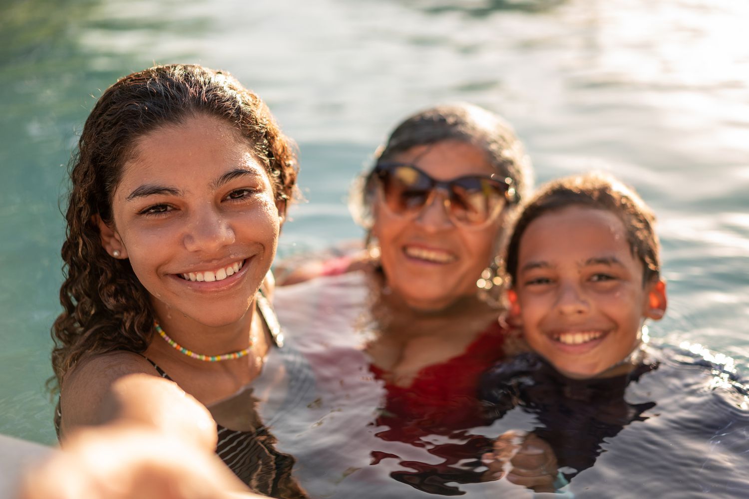 The Complete Guide to Understanding the iPhone 15’s Waterproof Rating