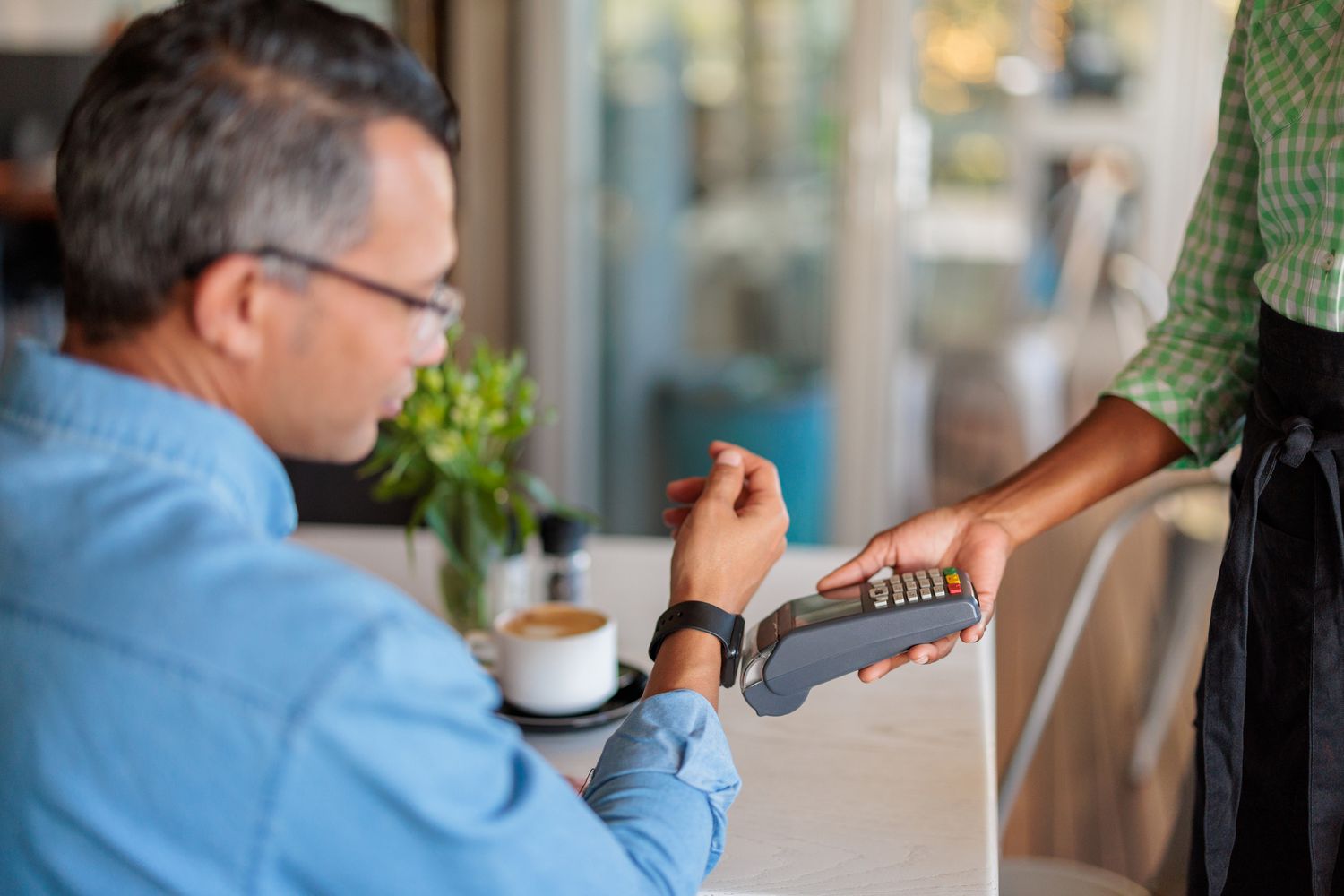 Wearable Tech: The Best Gear at Your Fingertips (and Ears, Eyes, and Wrists)