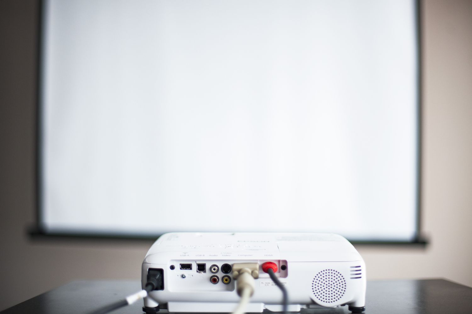 The Best Projector Screens for a Cinematic Experience at Home