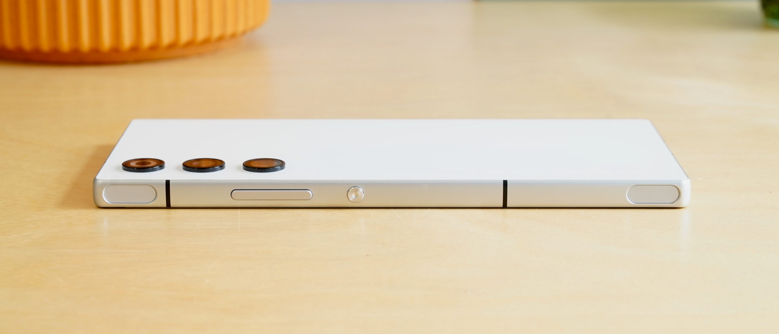 I spent a week testing the Nubia Red Magic 10 Air, and it’s a winning blend of power and portability