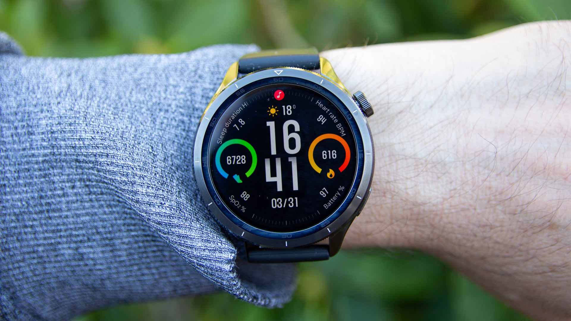 Xiaomi Watch S4 Review: Affordable Versatility with a Twist (Off Bezel)