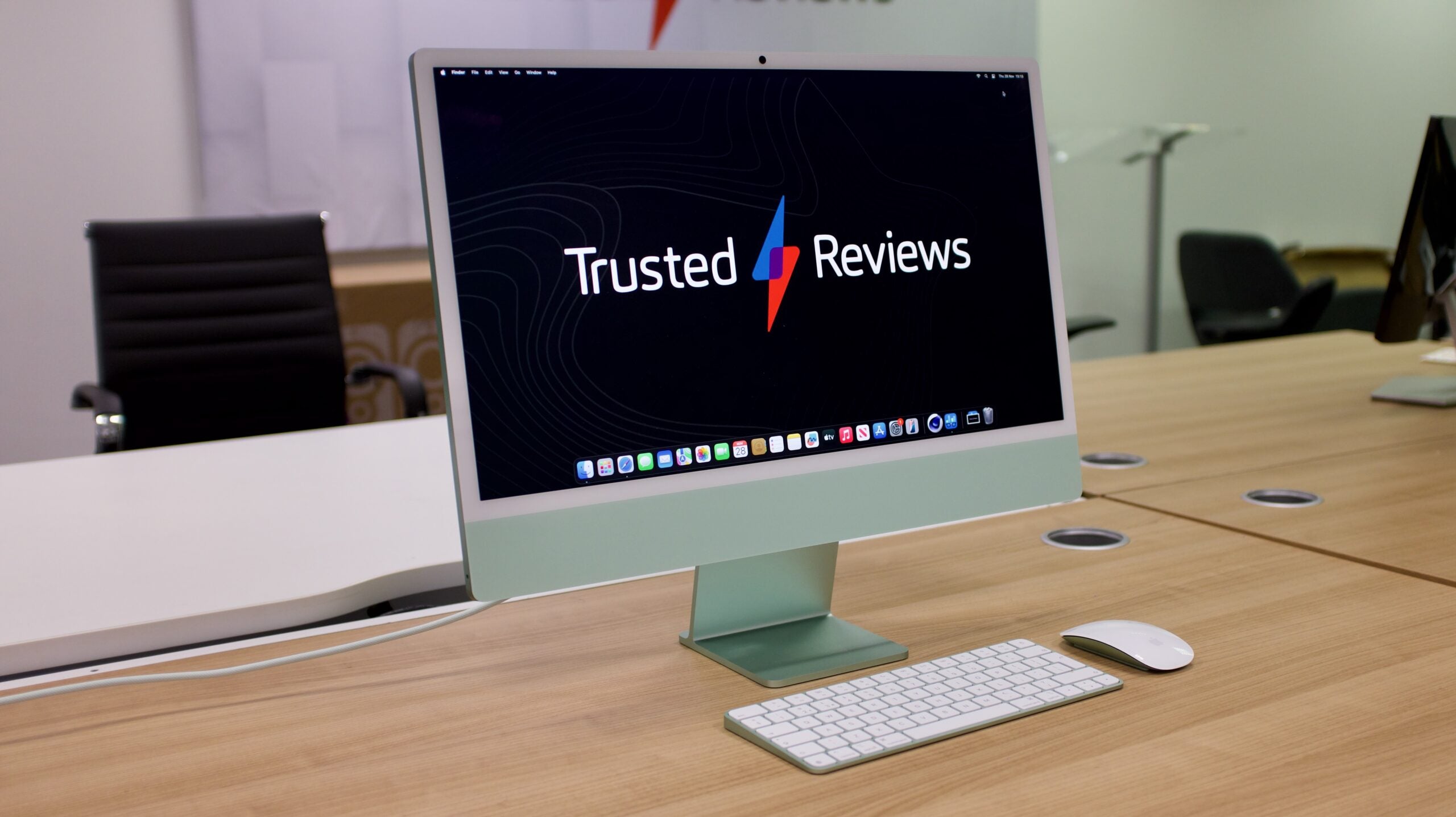 Apple iMac M4 Review