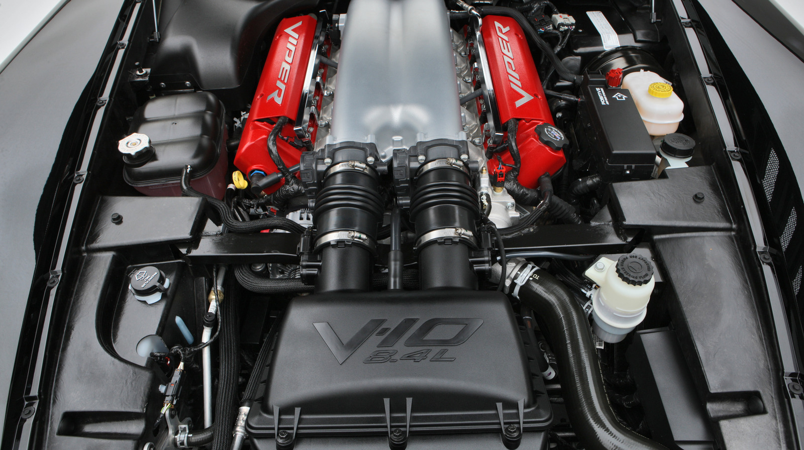 Which Dodge Vehicles Had A V10, And How Powerful Were The Engines?