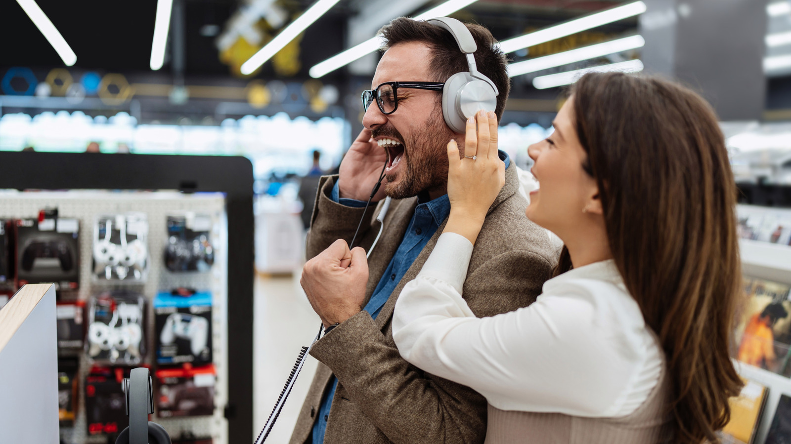 Best EQ Settings: A Guide For Finding Optimal Sound With Your Devices