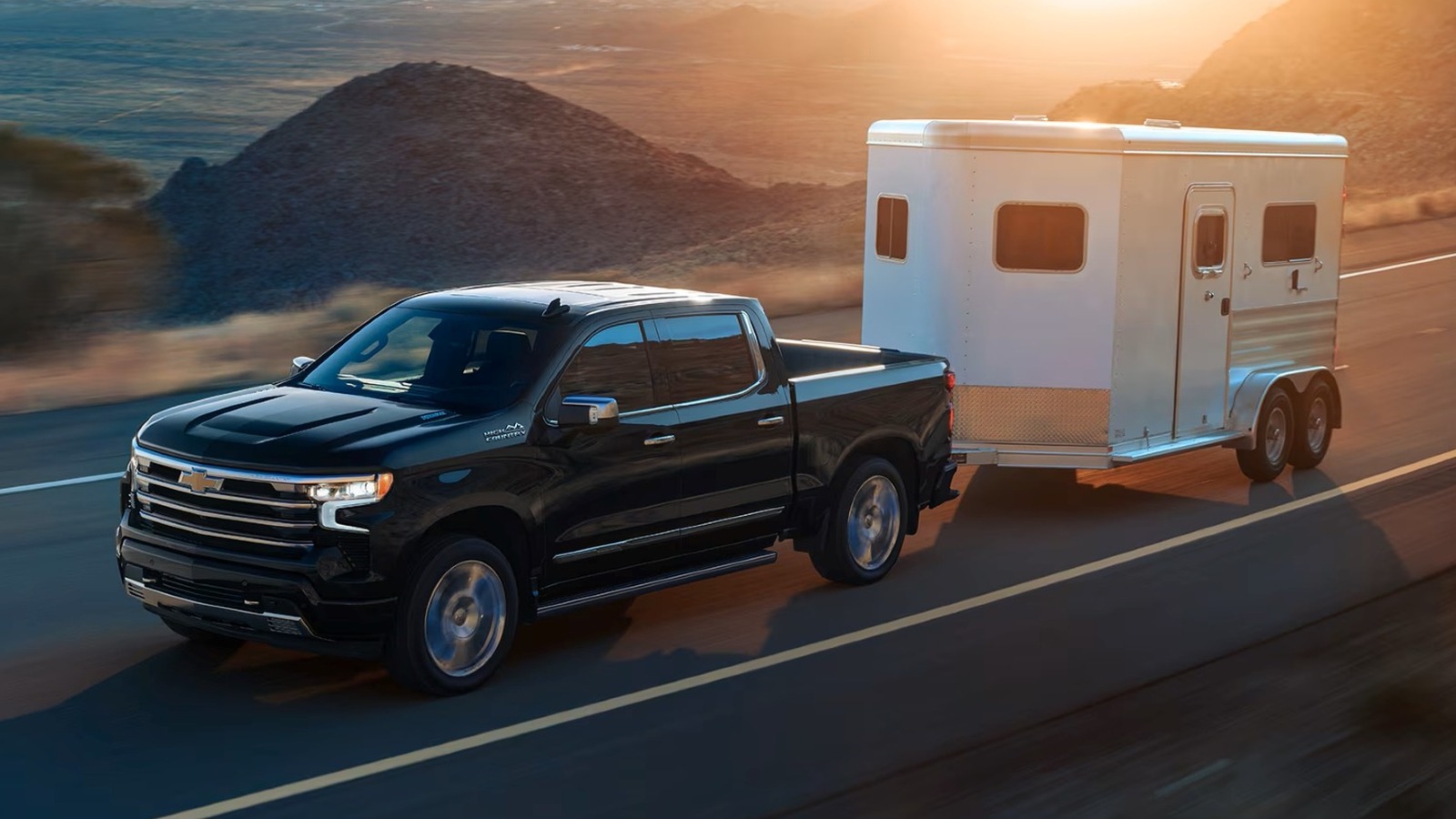 Chevy Silverado Vs. Ford F-150: Which Has More Towing Capacity?