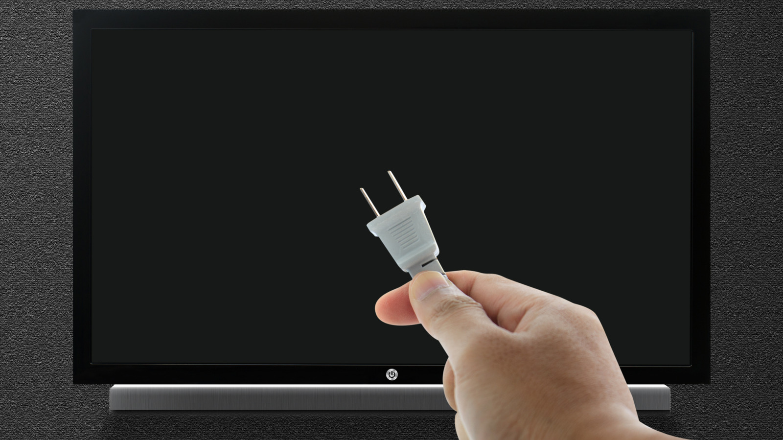 Can You Plug A TV Into An Extension Cord?