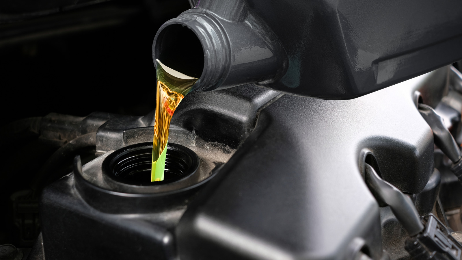 5 Motor Oil Brands That Are Manufactured In America