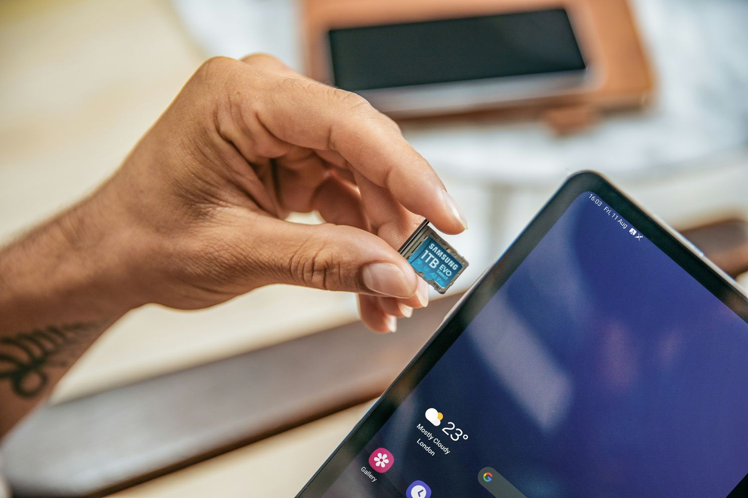 The Step-by-Step Guide to Reading SD Cards on Any Device