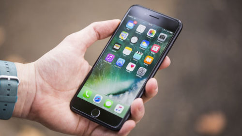 Apple declares the iPhone 7 Plus and iPhone 8 ‘vintage’, limiting your repair options