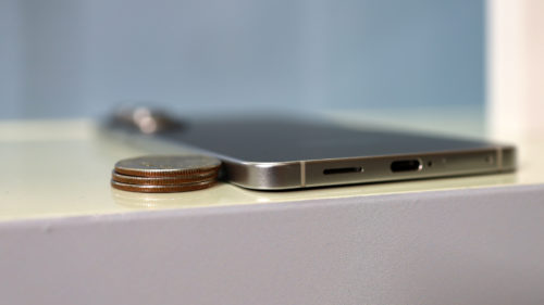 I did the quarter stack test with Samsung Galaxy S25 Edge, iPhone 16 Pro, Galaxy S25 Ultra, and an iPhone 6s, and one came out on top