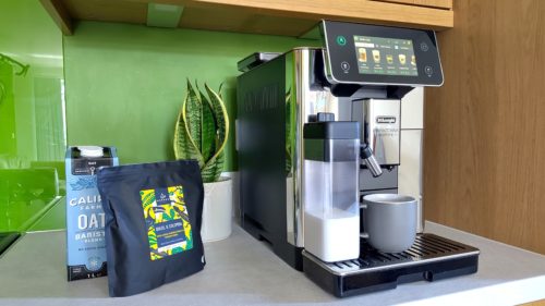 The De’Longhi Primadonna Aromatic is an espresso machine with a personality, and after one week we’re already best friends