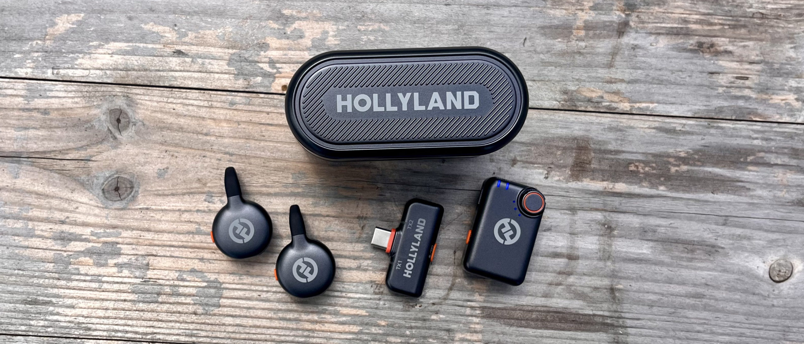 I used the Hollyland Lark M2S Combo mic kit to record audio content – and I can’t believe how tiny it is