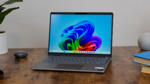 I’ve been reviewing Dell laptops for years, and I’m honestly still shocked at how much I like the Dell 14 Plus