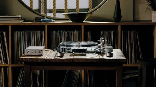 An Iconic Japanese Hi-Fi Brand Just Revealed a Stunning Turntable for Audiophiles