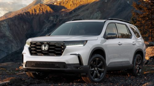 How Big Is The Honda Pilot (Compared To The Toyota RAV4 & Highlander)?