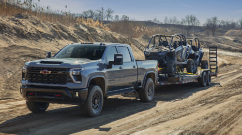 6.6 Duramax Vs. 6.6 Gas: Which Chevrolet Silverado Engine Is Best?