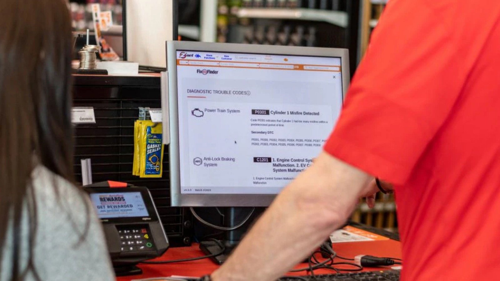 What Is AutoZone’s Fix Finder Service And What Issues Does It Look For?