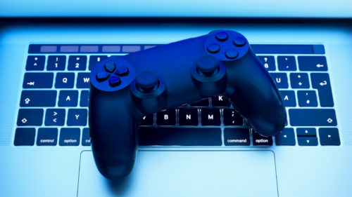 Don’t Throw Out Your Old Laptop, It Could Be Your New Favorite Game Console