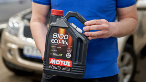 How Long Will 0W-20 Synthetic Oil Last Before Needing A Change? (And Which Engines Should Use It?)
