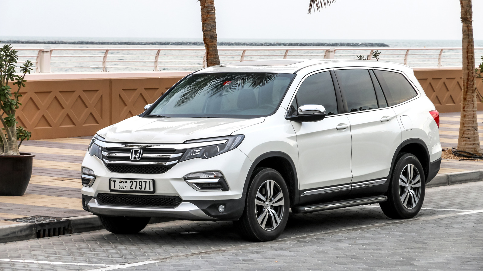 This Is What It Means When Your Honda Pilot’s Emissions System Light Comes On