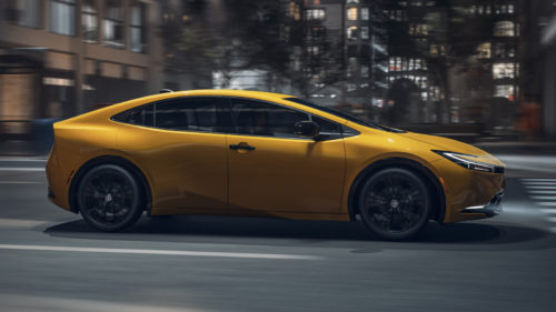Do Hybrids And EVs Really Get Better MPG When City Driving?