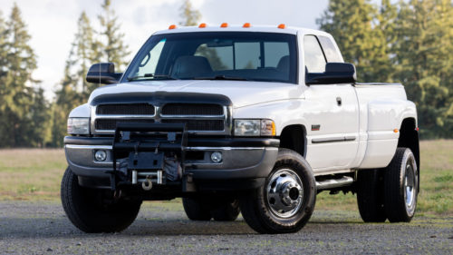 Do Pickup Trucks Need To Stop At Weigh Stations? What You Need To Know