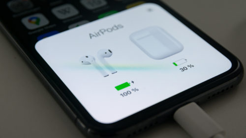 How To Check Your Bluetooth Headphones’ Battery On iPhone (AirPods Or Not)