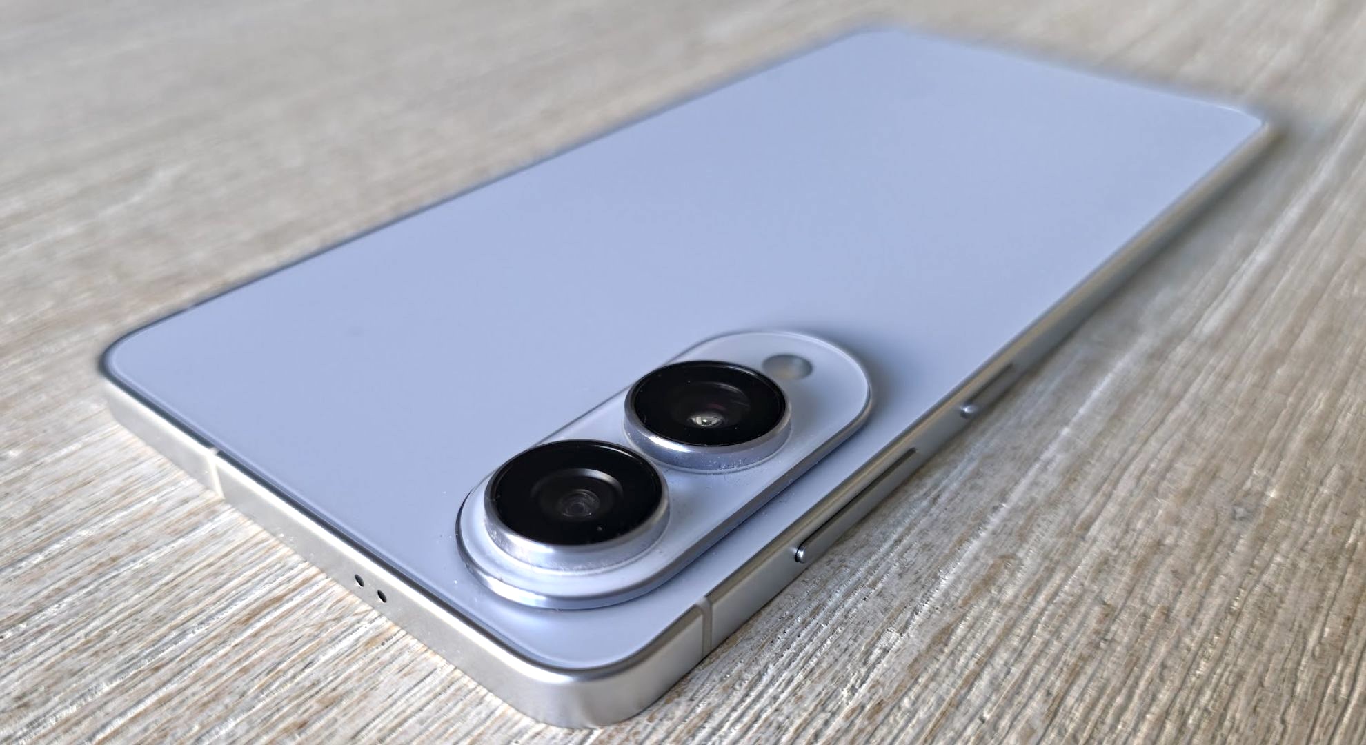The Samsung Galaxy S25 Edge might look gorgeous, but its headline feature stands out for all the wrong reasons