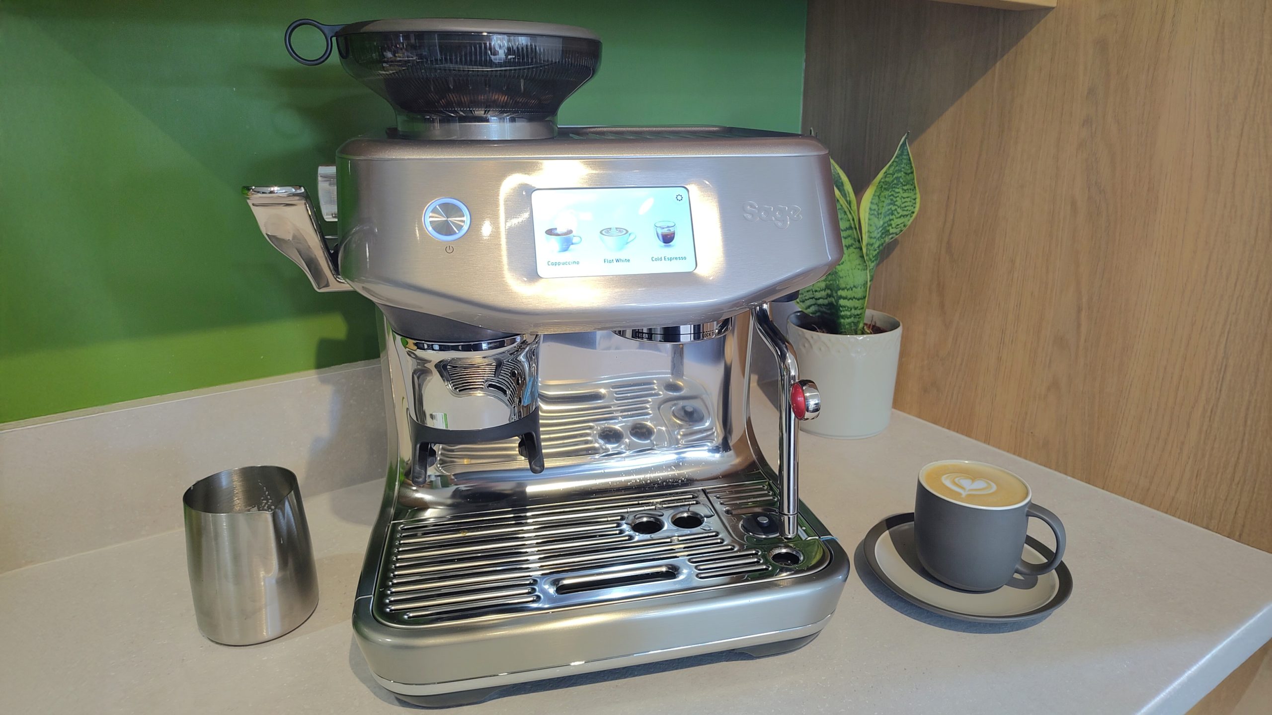 The Sage Barista Impress is so satisfying to use, I just want to make lattes all day