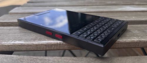 I reviewed the Unihertz Titan 2 – and this Blackberry-style smartphone seriously surprised me