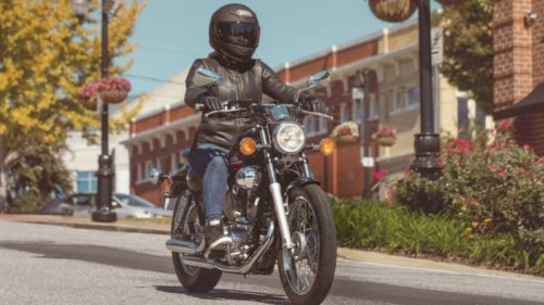 How Fast Does A Yamaha V Star 250 Go & How Much HP Does It Have?