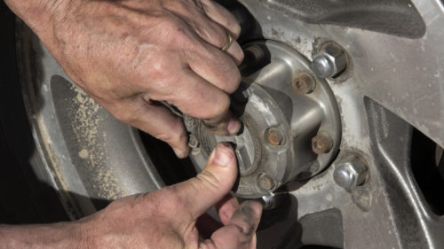 How Do The Locking Hubs On 4×4 Wheels And Tires Work?