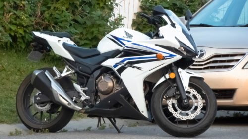 How Fast Is The Honda CBR500R? A Look At Its Top Speed And Acceleration Times