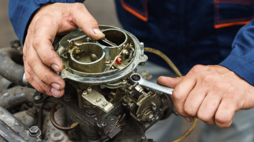 When (And Why) Did American Cars Stop Using Carbureted Engines?