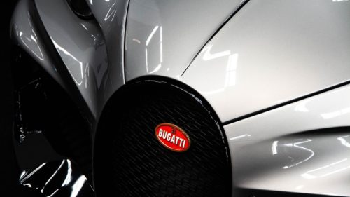 What Tires Does Bugatti Use And Why Are They So Expensive?